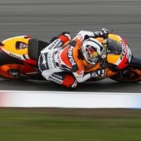 Giliran Pedrosa Ungguli Lorenzo