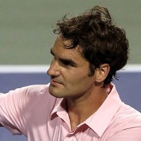 Federer Melangkah ke Final
