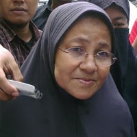 Istri Baasyir Mengaku Masih Trauma Insiden Penangkapan Suaminya