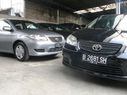 Blue Bird Beri Diskon Limo Eks Taksi 