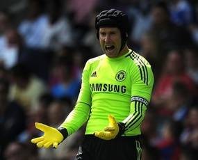 Cech Tetap Prioritaskan Liga Inggris
