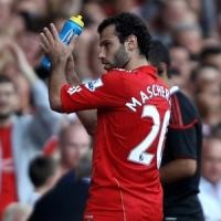 Mascherano Masih di Anfield, Sampai Kapan?