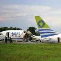 Dihantam Petir, Pesawat Kolombia Pecah 3 Bagian