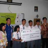 Singapura Berikan Beasiswa di Hari Kemerdekaan RI