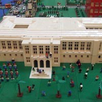 Ngabuburit di Tengah Kota Lego
