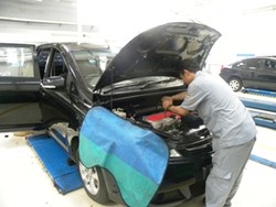 Proton Bagi-bagi Zakat ke Konsumen 