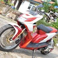 Motor Modifikasi Untuk Agustusan