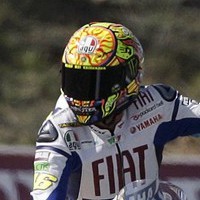 Rossi Tunggu Izin Yamaha