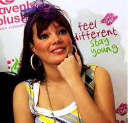 Dewi Sandra Bersyukur & Senang Tak Punya Pacar