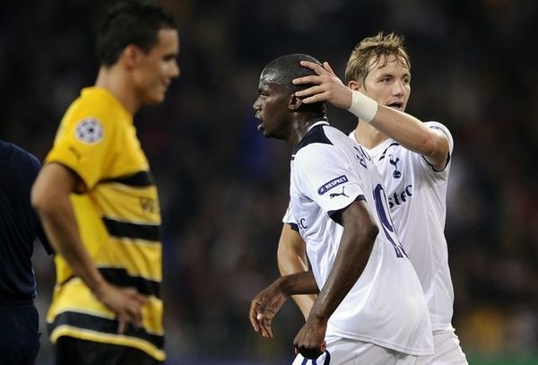 Spurs Digerus Anak Muda