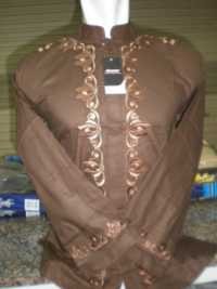 Pedagang Baju Koko Mulai Panen Pembeli