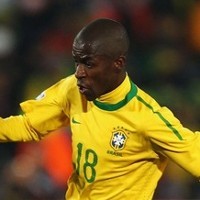 Chelsea Kini Punya Dua Essien