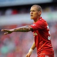 Skrtel Berbaju Merah Sampai 2014