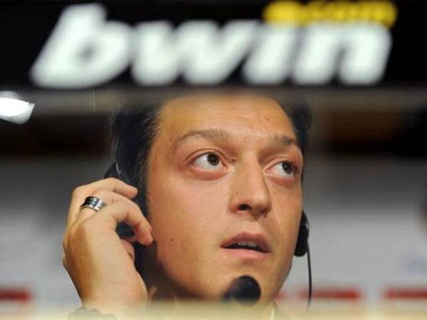 Oezil Anak Baru Madrid
