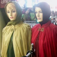  Gamis Waka-Waka Diserbu Kaum Ibu