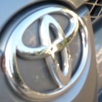 Mesin Kijang Krista Goyang