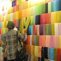 Beragam Jenis Kerudung Trend di Bandung