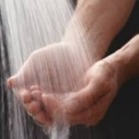 Mandi Wajib dengan Air Hangat