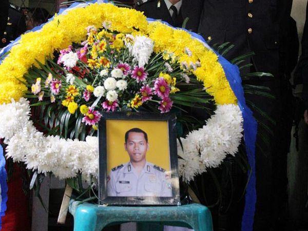 Pelepasan Jenazah Briptu Imanuel