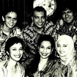 Para Suami Keluarga Haque Bentuk Band Baru