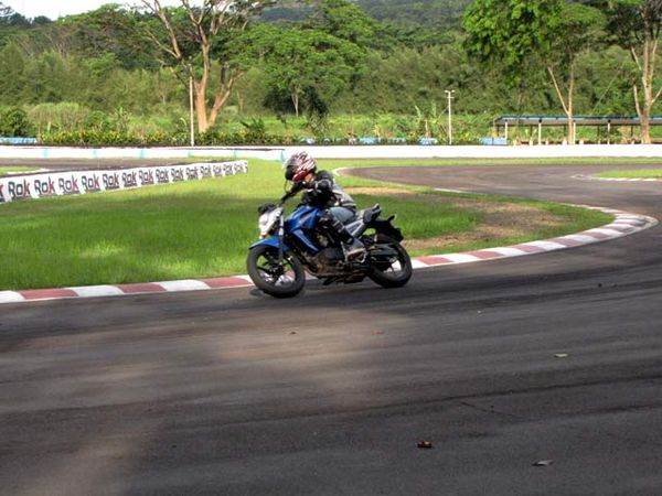Test Ride Yamaha Byson