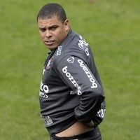 Si Fenomenal Segera Gantung Sepatu?