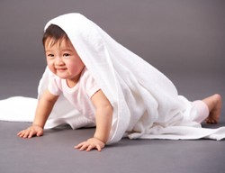 Awas! Kebiasaan Bugil Berbahaya Bagi Anak