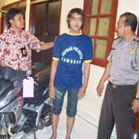 Ingin Pamer ke Pacar, Pegawai Salon Nyuri Motor Bos