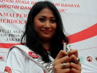 Zukhriatul Hafizah Kampanye Anti Asap Rokok