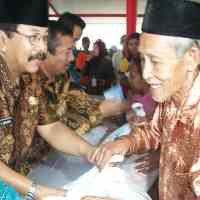 Pemprov Jatim Gelar Pasar Sembako Murah