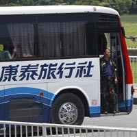 Mantan Polisi Sandera Bus Turis di Manila