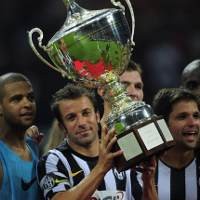 Juve Tundukkan Milan Lewat Adu Penalti