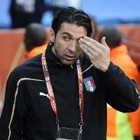 Buffon Bersyukur Tolak City