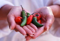 Mengapa Makanan Pedas Bikin Nangis?