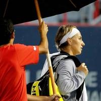 Ditunda Sampai Senin