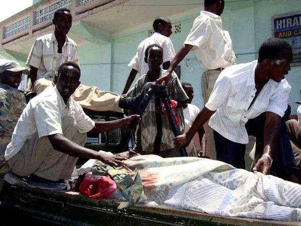 Hotel Diserang, Anggota Parlemen Tewas