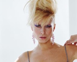 Pelajari 4 Trik Dasar Make-up