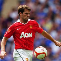 Owen Bicara Kans-nya dan Chicharito