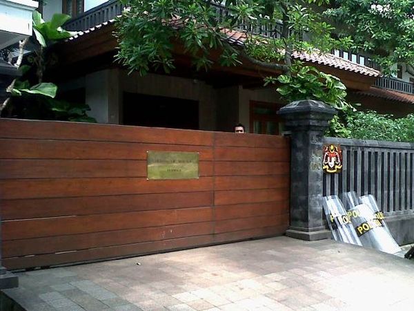 Rumah Dinas Dubes Malaysia Dijaga Ketat