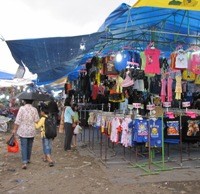 Ngabuburit di Pasar Ramadan Kiaracondong