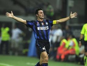 Kado untuk 15 Tahun Karir Zanetti