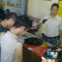 Kawanan Garong Tas Wanita Todongkan Revolver Rakitan