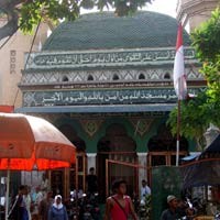 Al-Mamur, Masjid Tua yang Tetap Eksis di Tengah Keramaian Jakarta