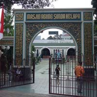 Semarak Ramadan di Masjid Sunda Kelapa