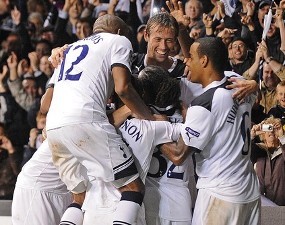 Redknapp: Kemenangan Spurs buat Fans