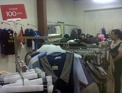 Serbu Busana Rp 100 ribu-an di Gaudi Big Sale