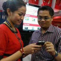 Jelang Lebaran, Harga Ponsel Bisa Naik 15%
