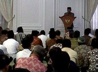 Boediono Bukber Pegawai Setwapres 