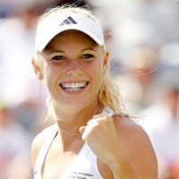Semifinal Pertemukan Wozniacki-Dementieva
