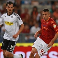 Roma Ditahan Tim Promosi